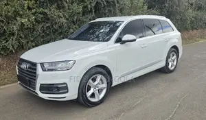 Audi Q7 3.0T Premium AWD quattro 2017 White