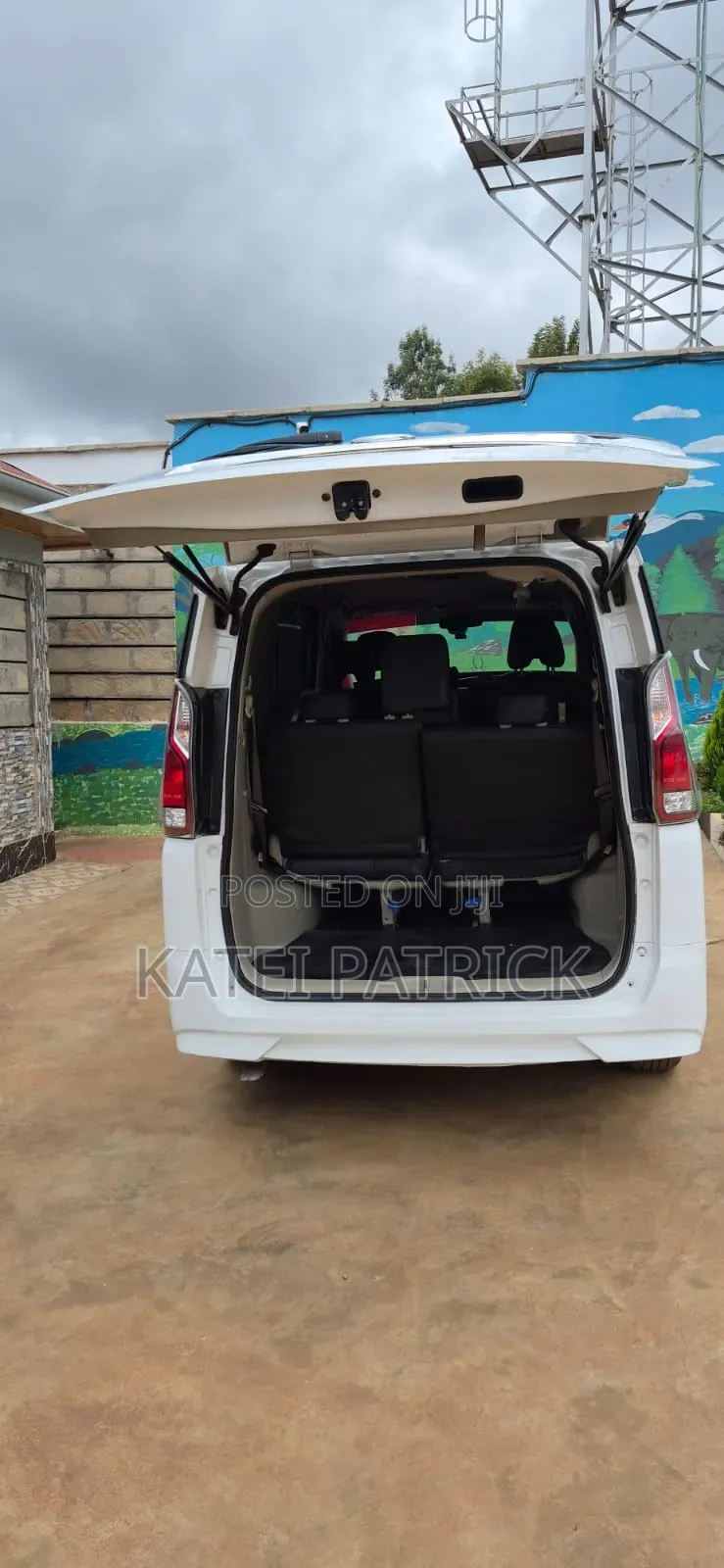 Nissan Serena 2017 White