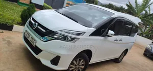 Nissan Serena 2017 White