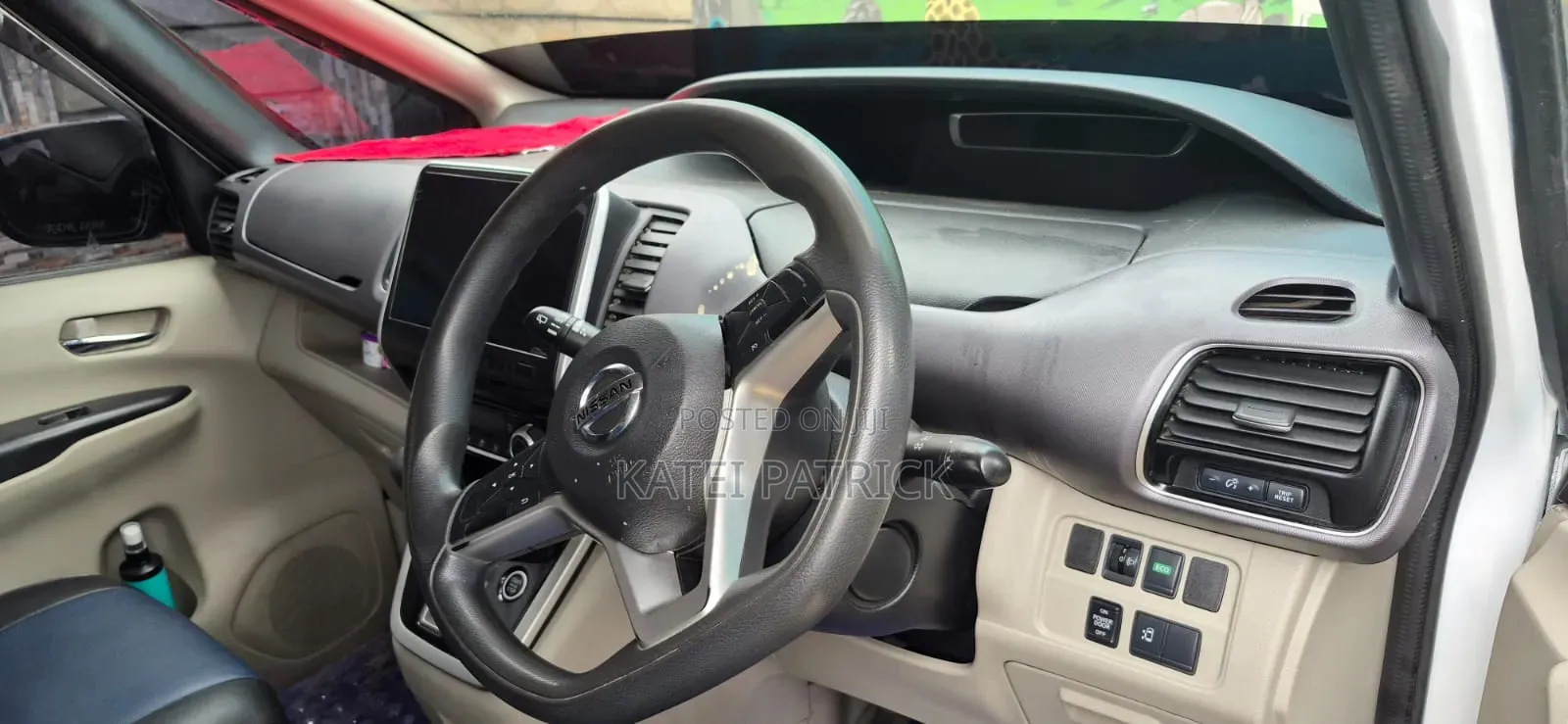 Nissan Serena 2017 White