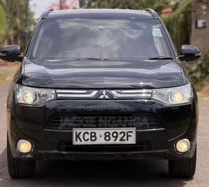 Mitsubishi Outlander 2014 Black