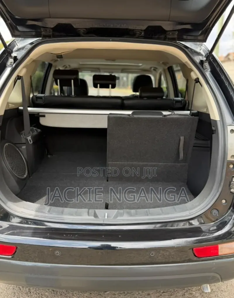 Mitsubishi Outlander 2014 Black
