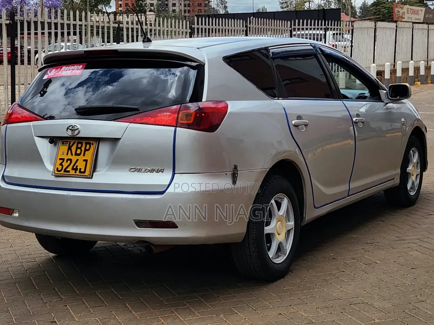 Toyota Caldina 2005 Silver