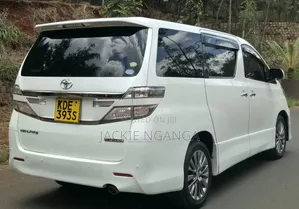 Toyota Vellfire 2014 White