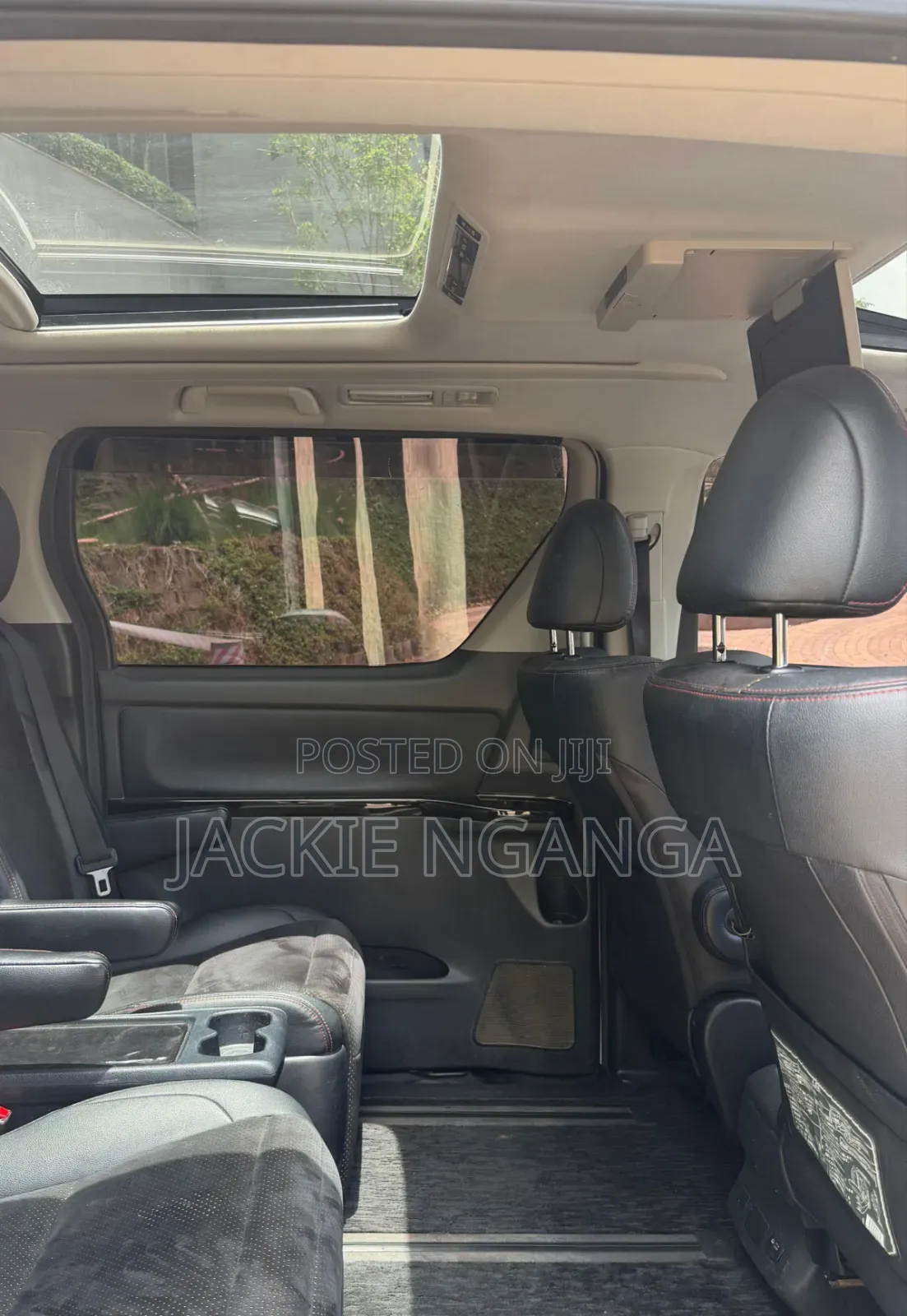 Toyota Vellfire 2014 White