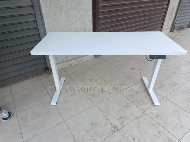 1.4m Electric Standing Adjustable Desk - thumbnail 2