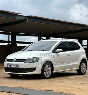Volkswagen Polo 2013 White