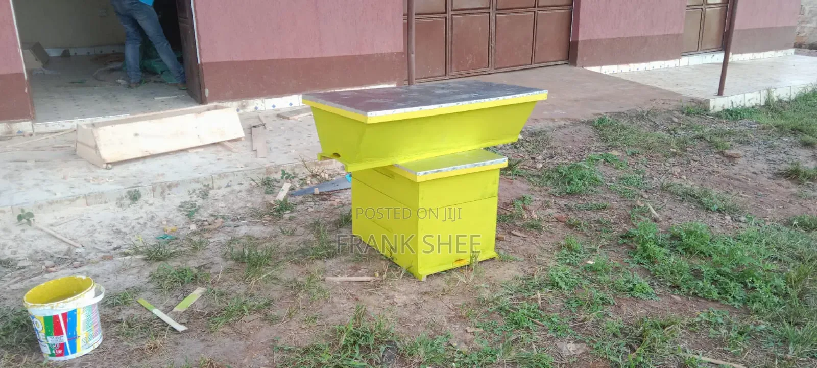 Bee Hives Langstroth and Top Bar
