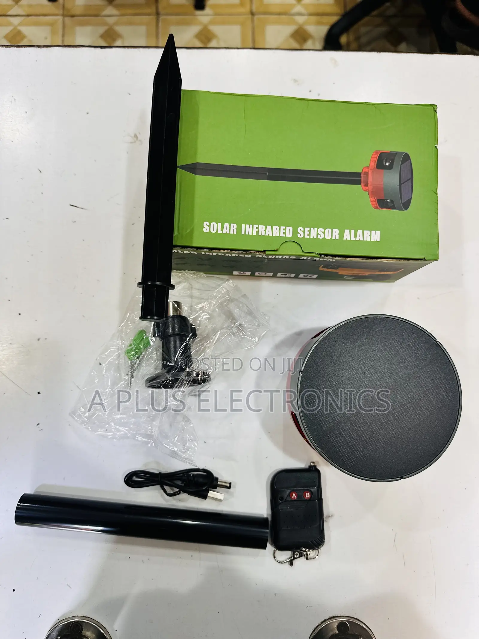 Solar Alarm Garden/Gate/Wall Home and Compound Security