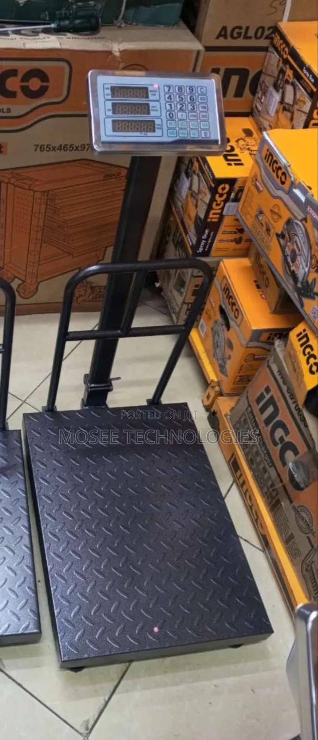 Large Base Platform Weighing Scale With Protective Guard - main view