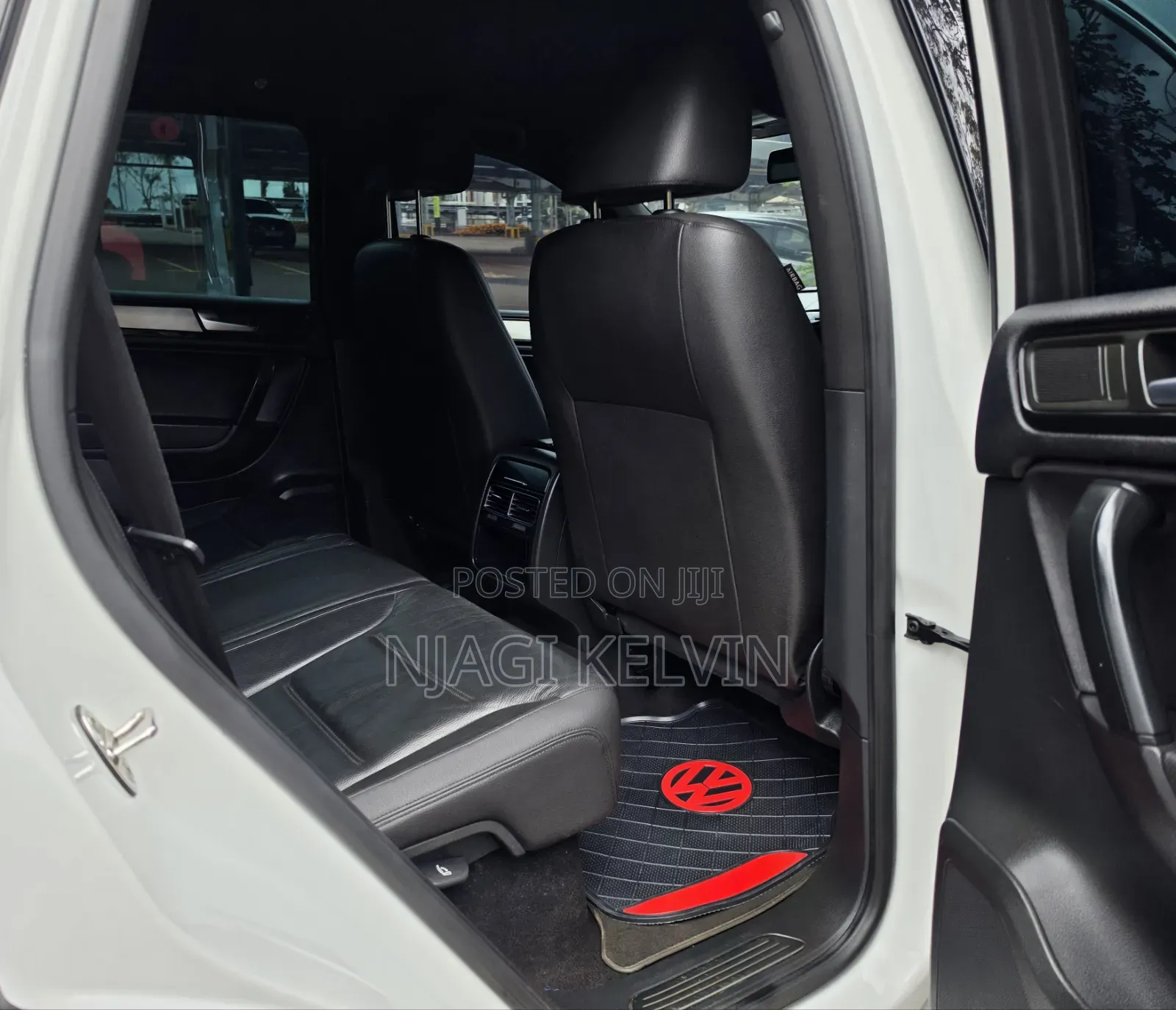 Volkswagen Touareg 2012 White