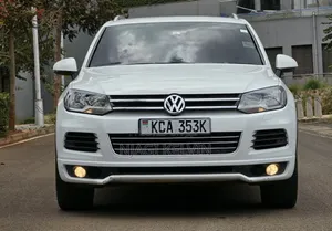 Volkswagen Touareg 2012 White