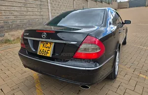 Mercedes-Benz E250 2010 Black