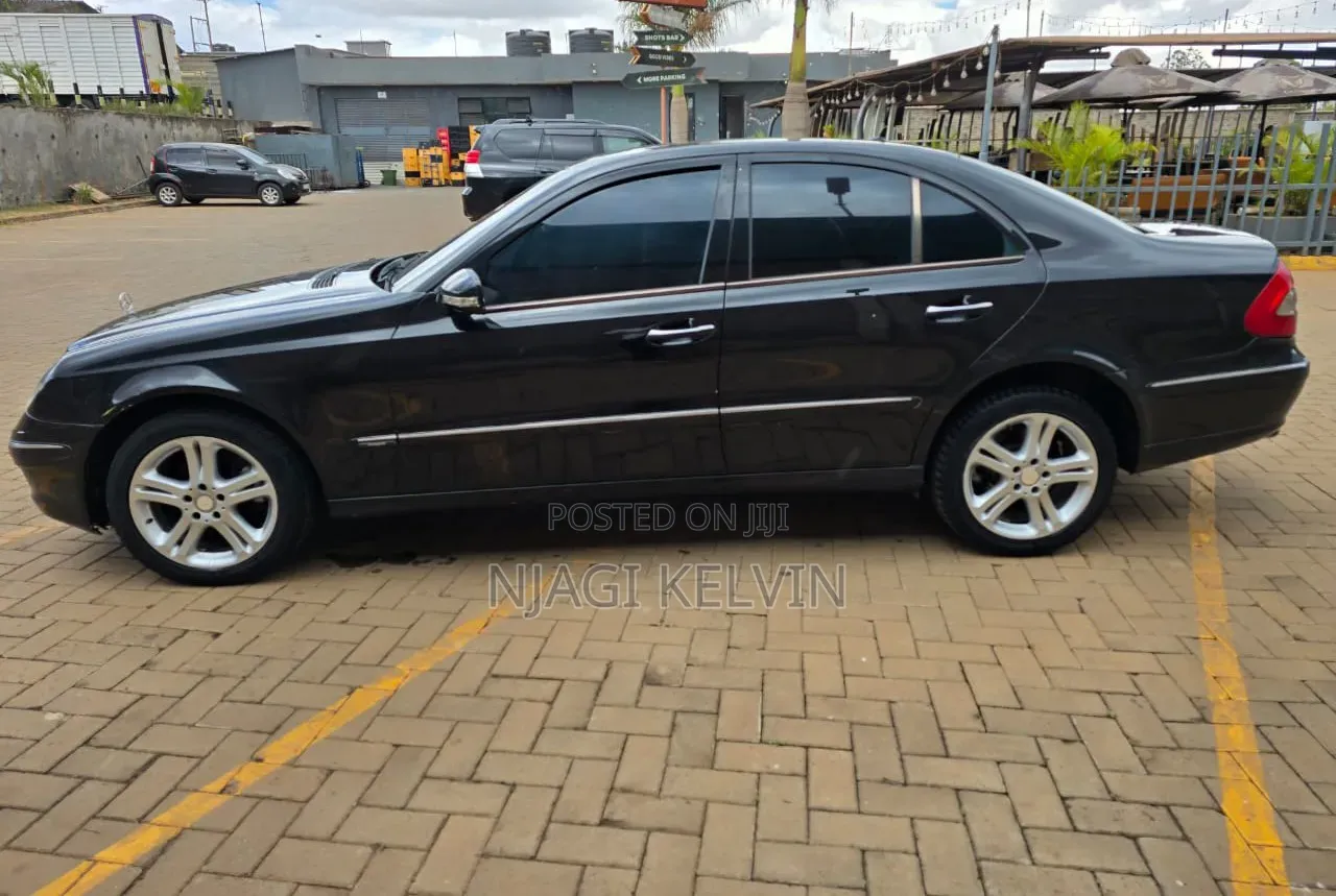 Mercedes-Benz E250 2010 Black