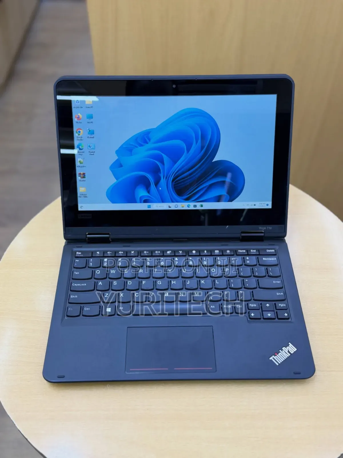 Laptop Lenovo Yoga 11e 4GB Intel Celeron SSD 128GB