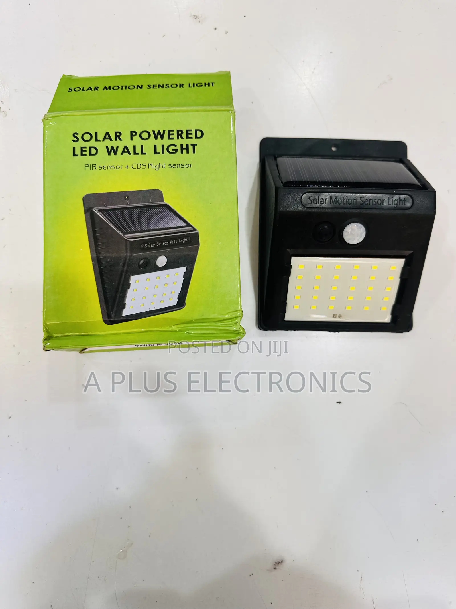 Solar Wall Light BK20 – Waterproof LED Wall Lamp