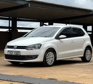 Volkswagen Polo 2013 White