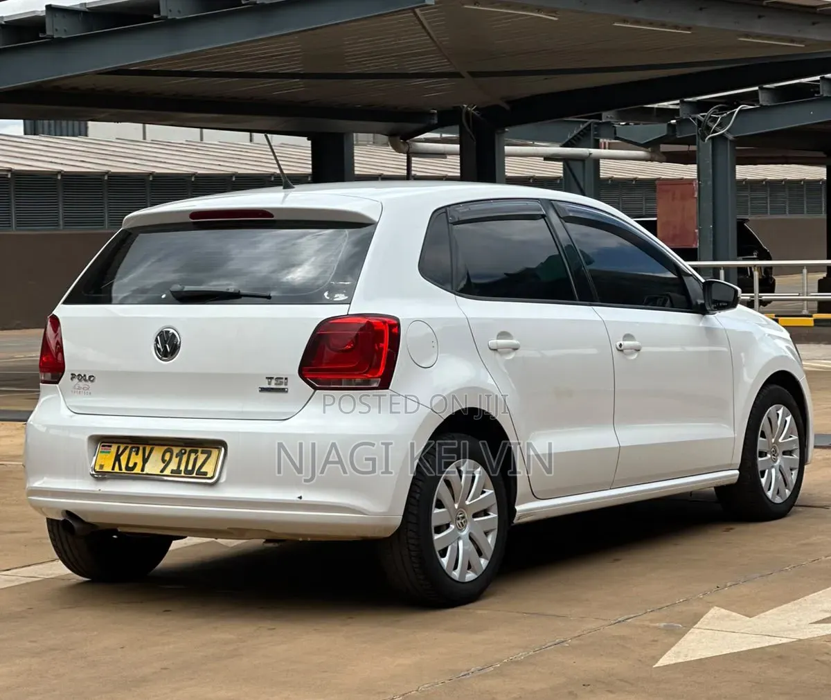 Volkswagen Polo 2013 White