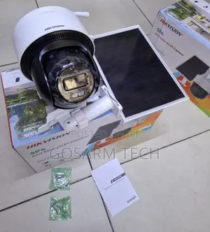 Hikvision SP4 4MP 4G LTE Solar Security Camera With Pan and Tilt