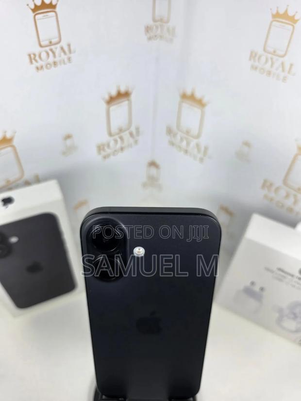Apple iPhone 16 512 GB Black - thumbnail 4
