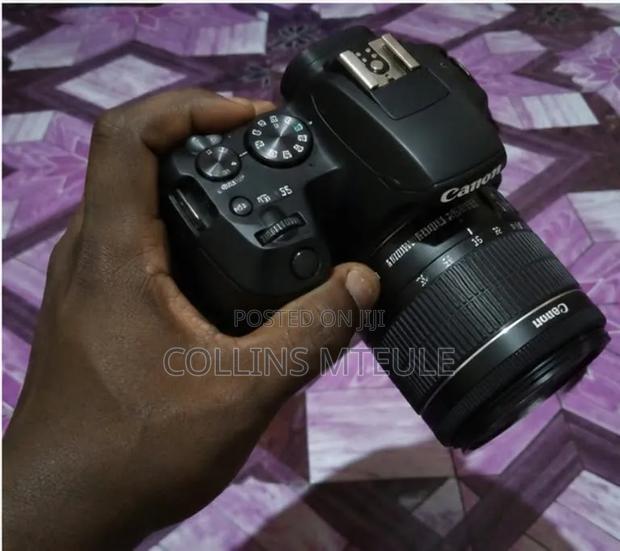 Canon250d Camera - thumbnail 4