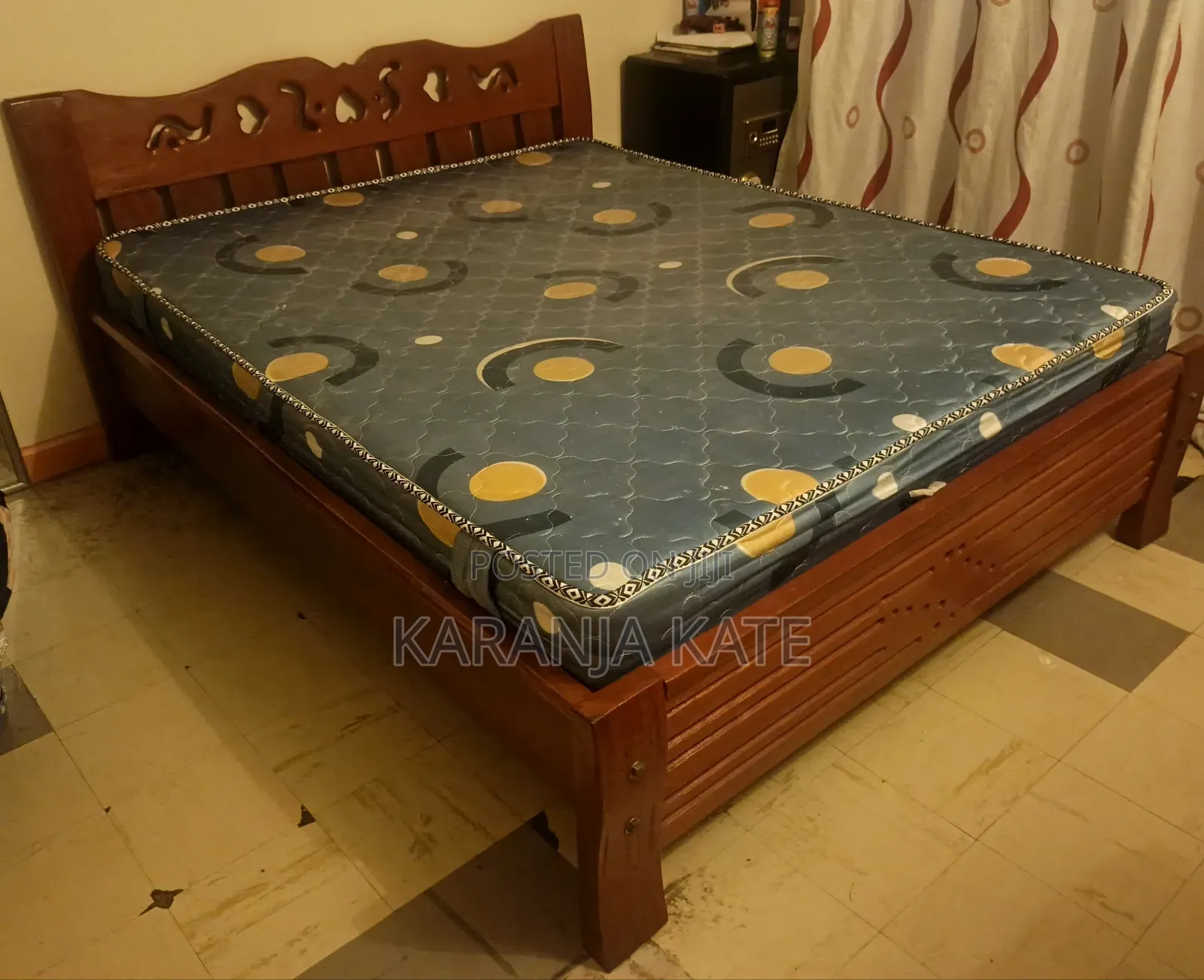 5by6 Mahogany Bed
