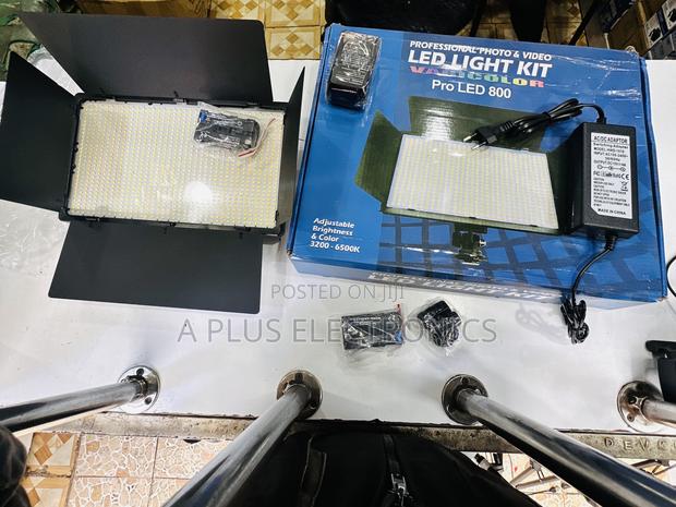 U800 Led Light Kit + Stand With 2 Rechargeable Batteries –Studio Light - main view