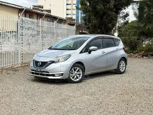 Nissan Note 1.2 Hybrid 2019 Silver