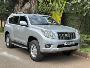 Toyota Land Cruiser 4.0 V6 DSL 2012 White