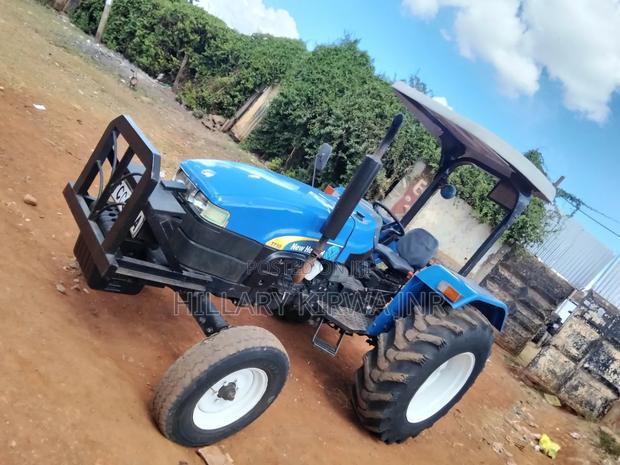 New Holland TT55 2WD Tractor - thumbnail 2