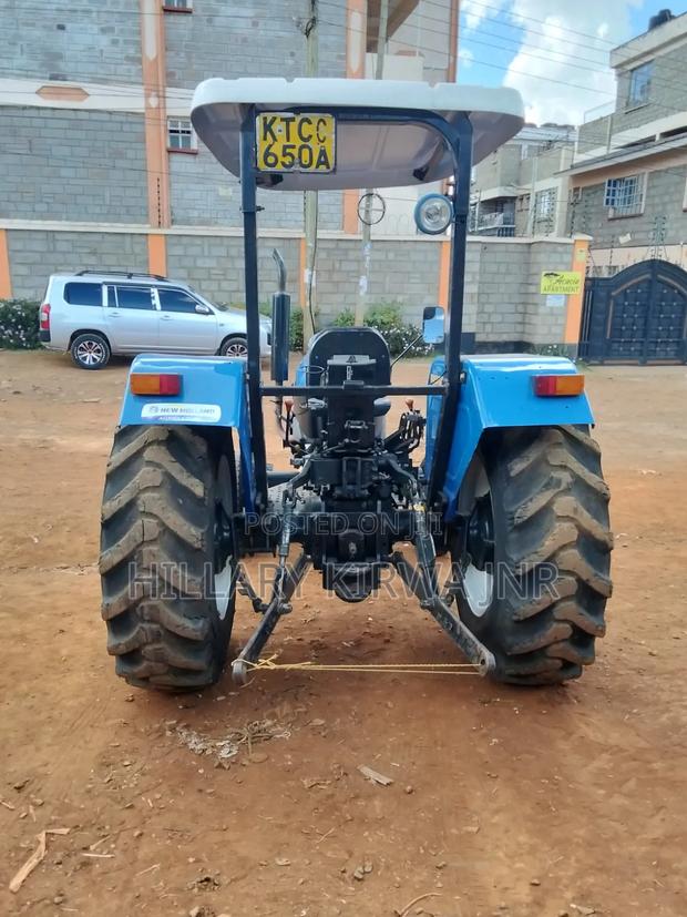 New Holland TT55 2WD Tractor - thumbnail 5