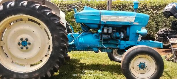 Ford 4000 Tractor - thumbnail 4