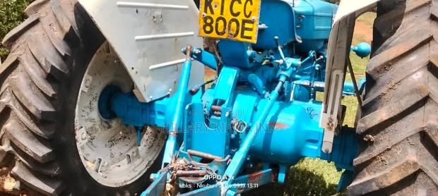 Ford 4000 Tractor - thumbnail 6