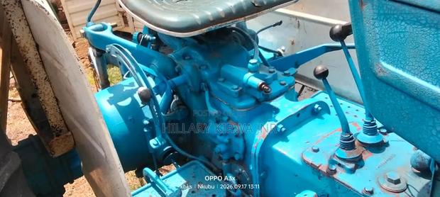 Ford 4000 Tractor - thumbnail 8