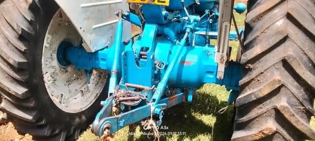 Ford 4000 Tractor - thumbnail 9