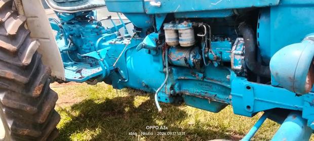 Ford 4000 Tractor - thumbnail 10