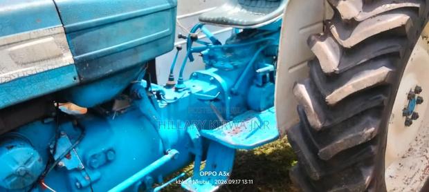 Ford 4000 Tractor - thumbnail 11