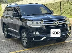 Toyota Land Cruiser 4.6 V8 ZX 2011 Black