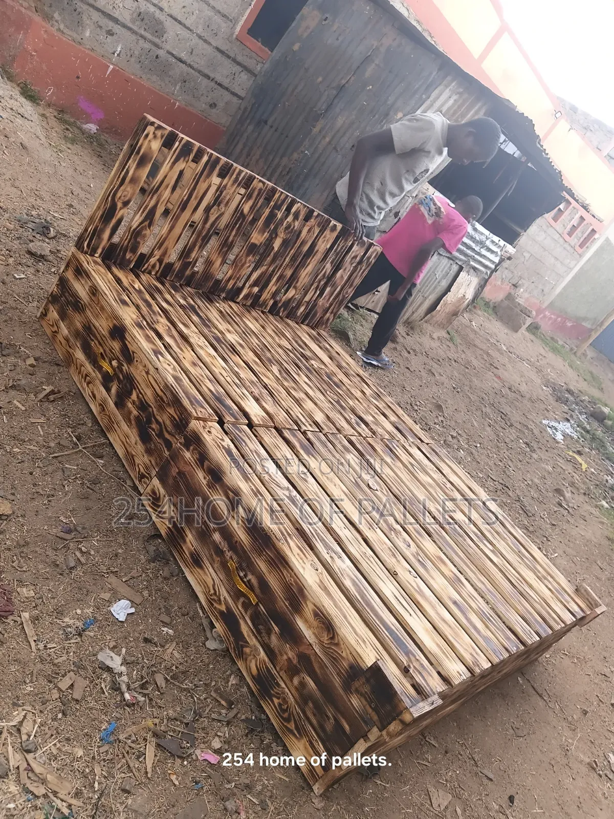 Rustic Varnished Strong Foldable 5 by 6 Pallet Bed