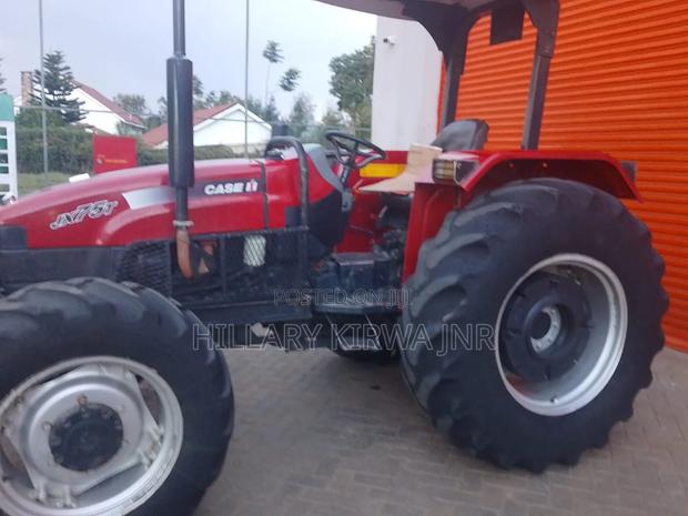 Case JX75 4WD Tractor - thumbnail 2