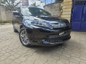 Toyota Harrier 2019
