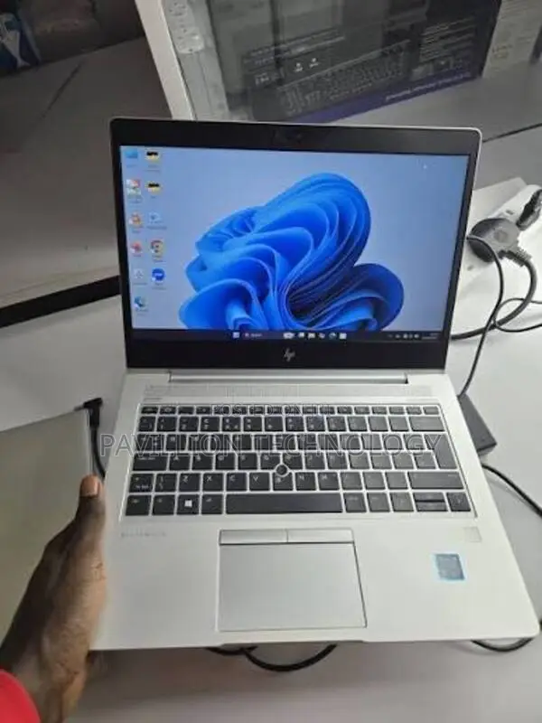 Laptop HP EliteBook 830 G6 8GB Intel Core i5 SSD 256GB