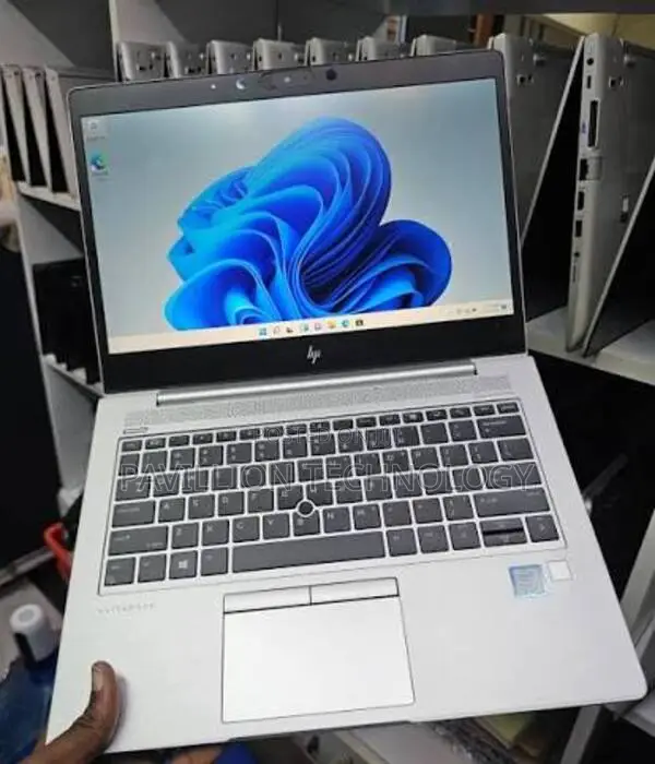 Laptop HP EliteBook 830 G6 8GB Intel Core i5 SSD 256GB