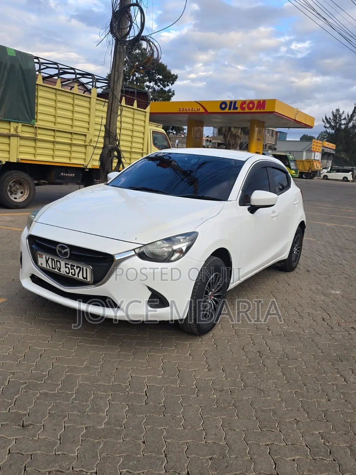 Mazda Demio 2017 White
