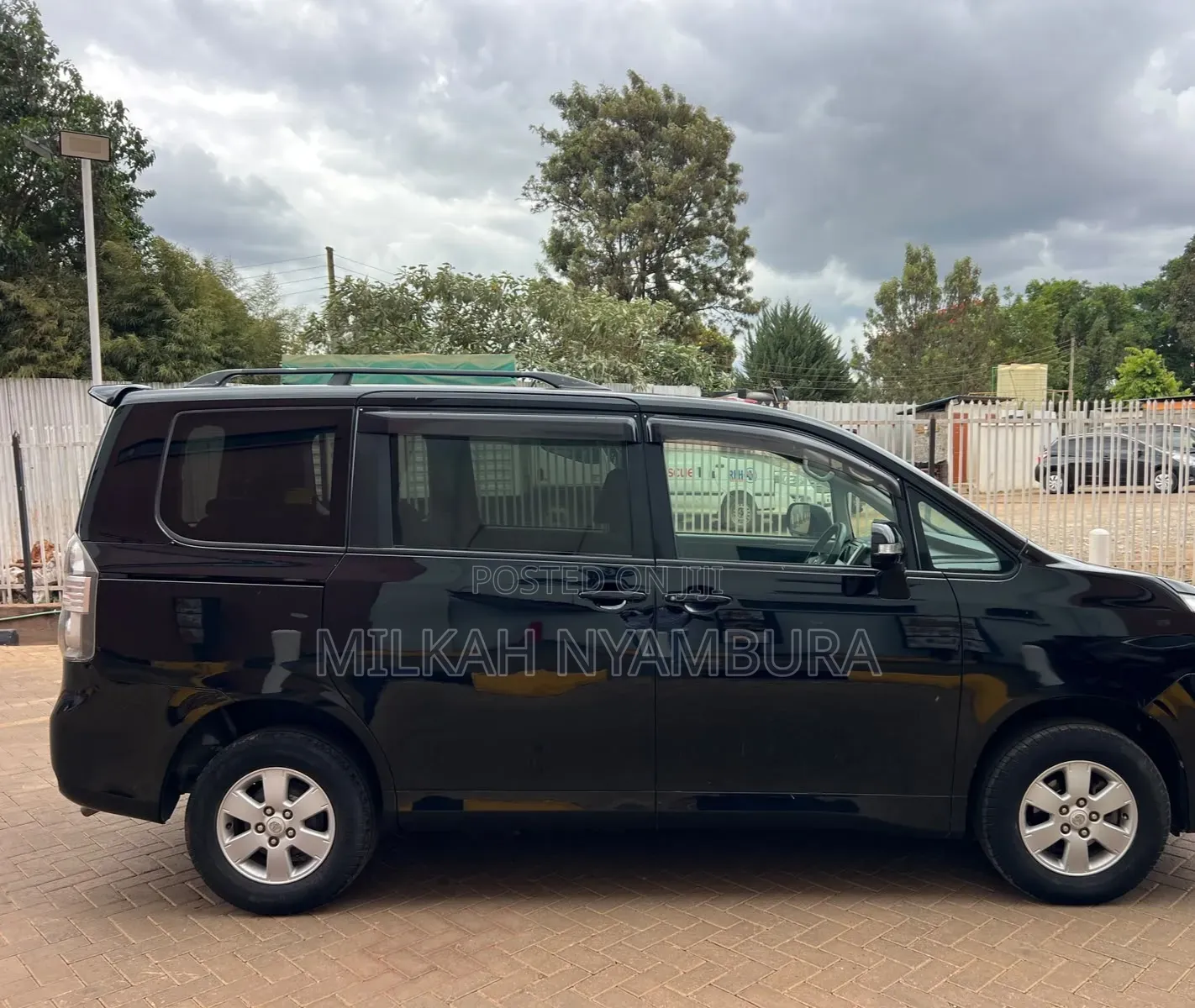 Toyota Voxy 2009 Black