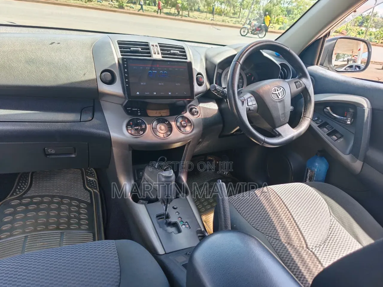 Toyota RAV4 2013 Silver