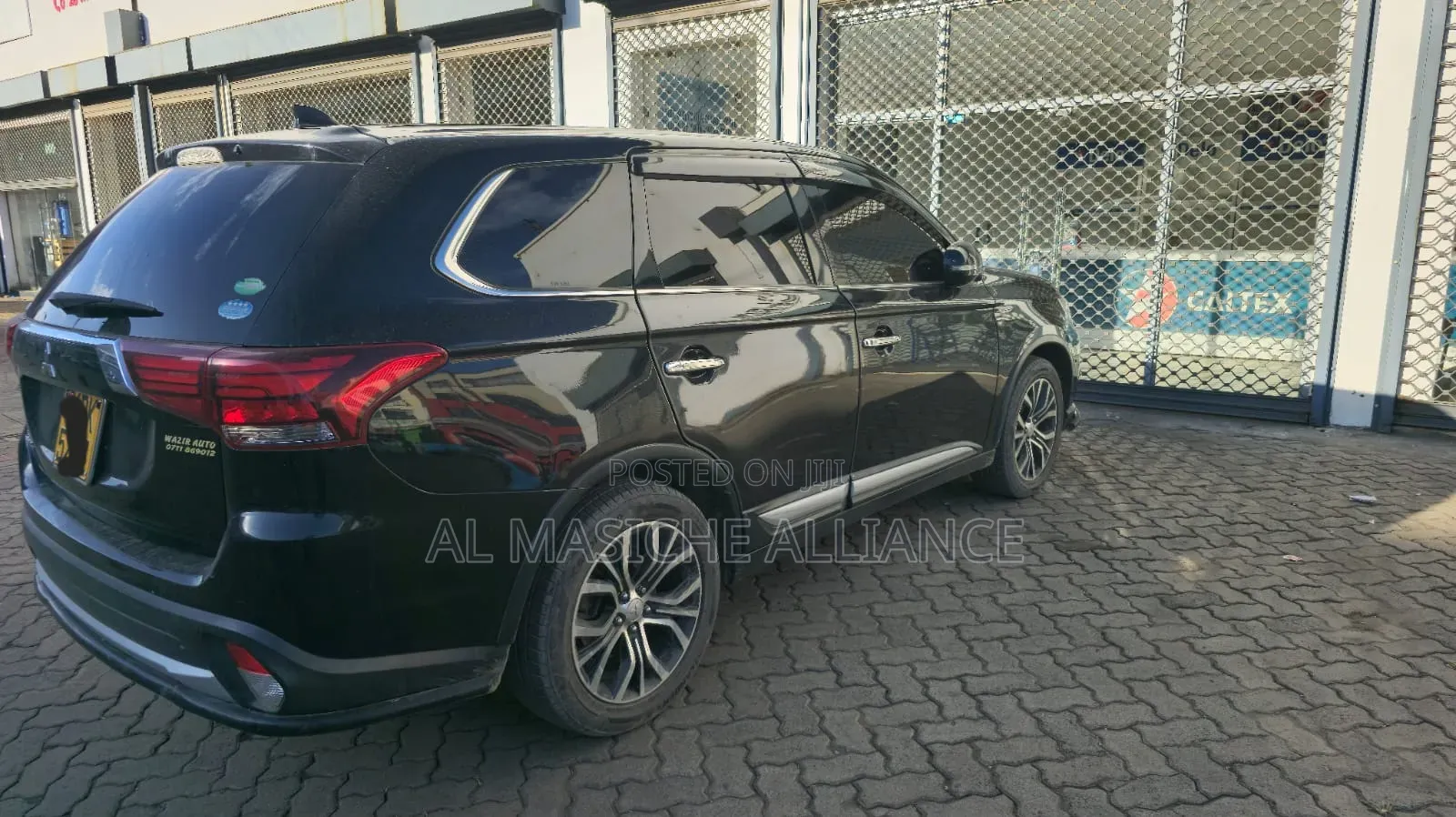 Mitsubishi Outlander 2015 Black