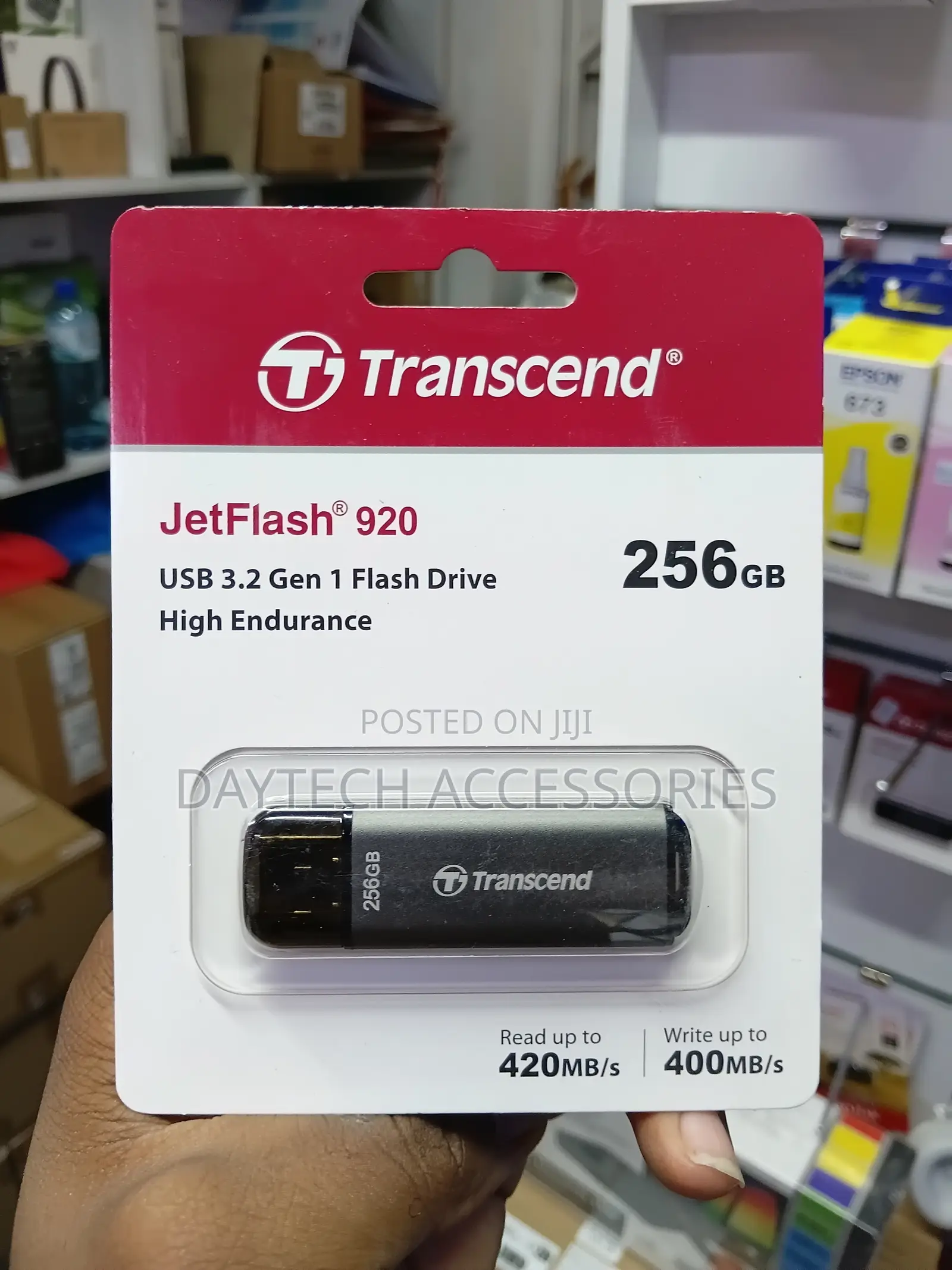 Transcend JetFlash 920 256GB USB 3.2 Gen 1 Flash Drive.