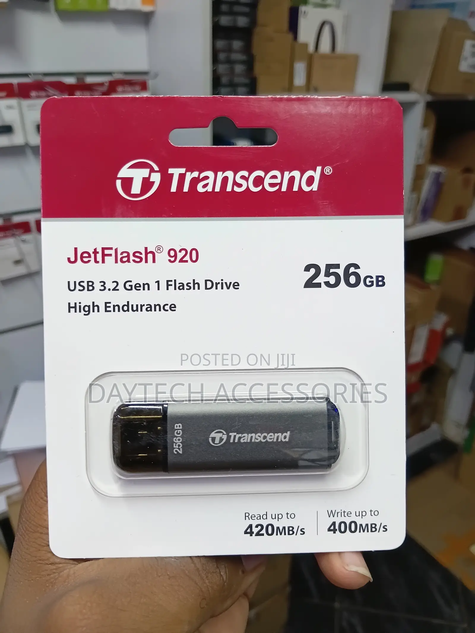 Transcend 256GB JetFlash 920 USB 3.2 Gen1 Flash Drive.