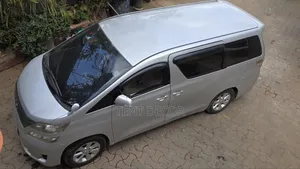 Toyota Vellfire 2011 Silver